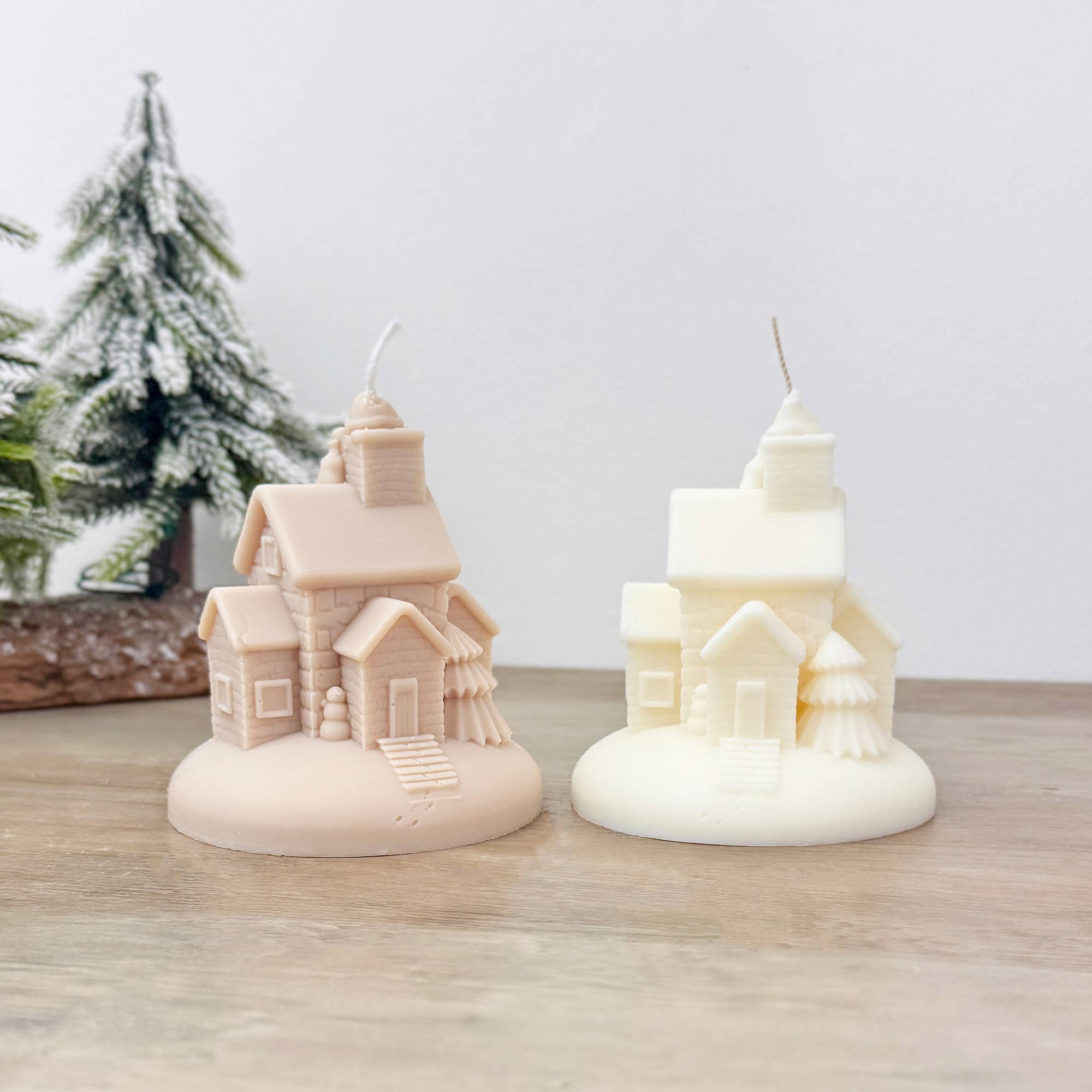 Eli and Things – wholesale Pillar candle – Snowy Christmas House Candle - Christmas Village Candle 3