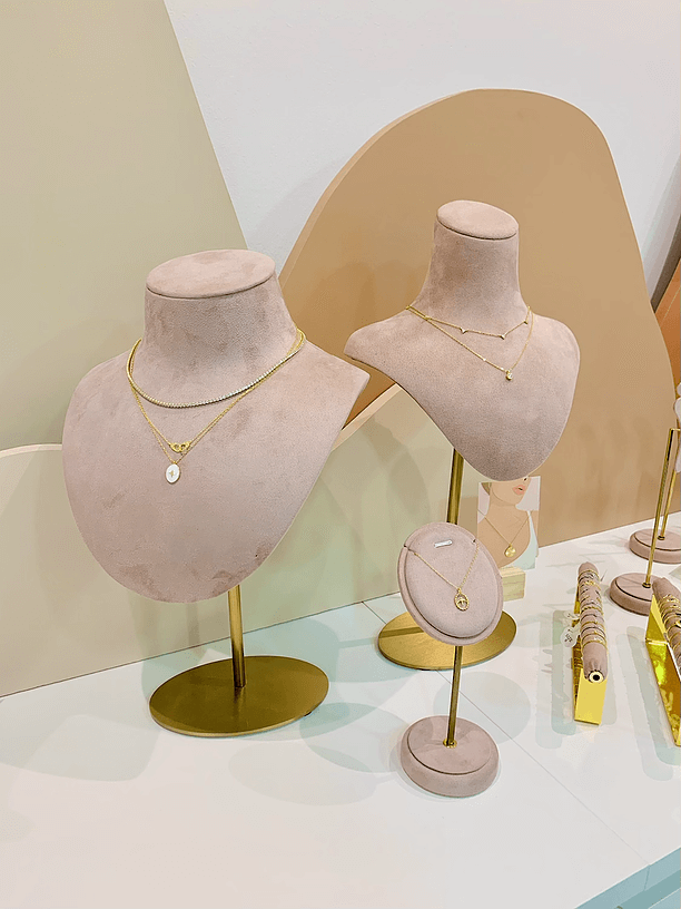 Folie à Trois - Wholesale Jewelry Stand & Display - Mannequin Velvet DISPLAY6