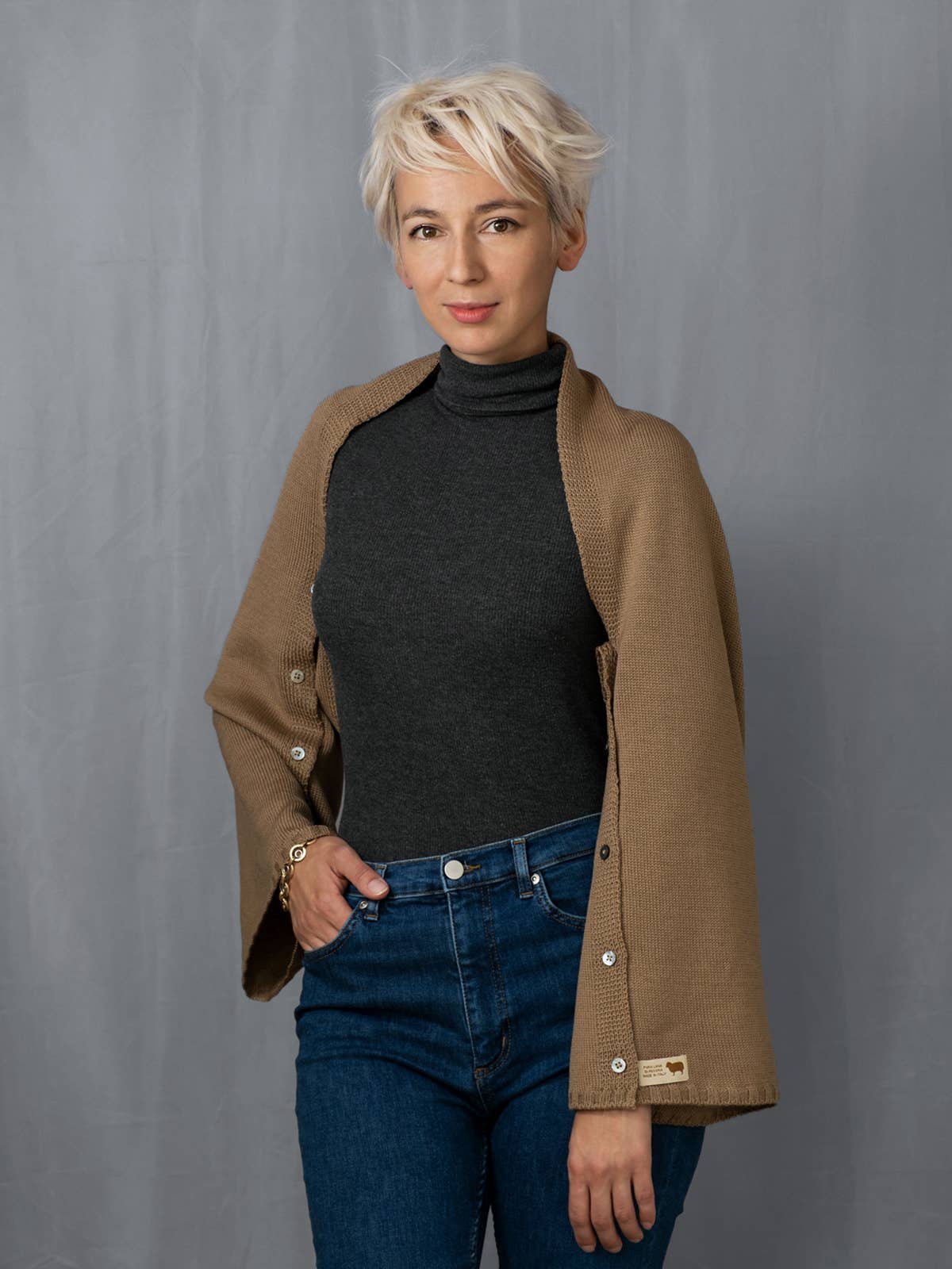 Lana Bambini – wholesale Cardigan – Women’s – The Pelerine9