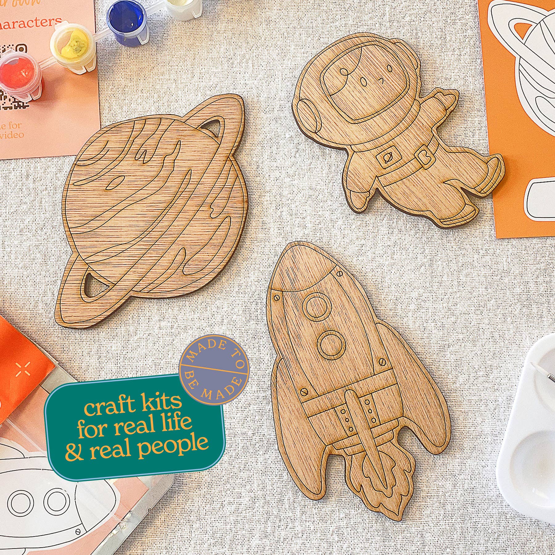 Let's Make & Do – wholesale DIY craft kit – Child – Paint Your Own Wooden Space Explorers Kit8