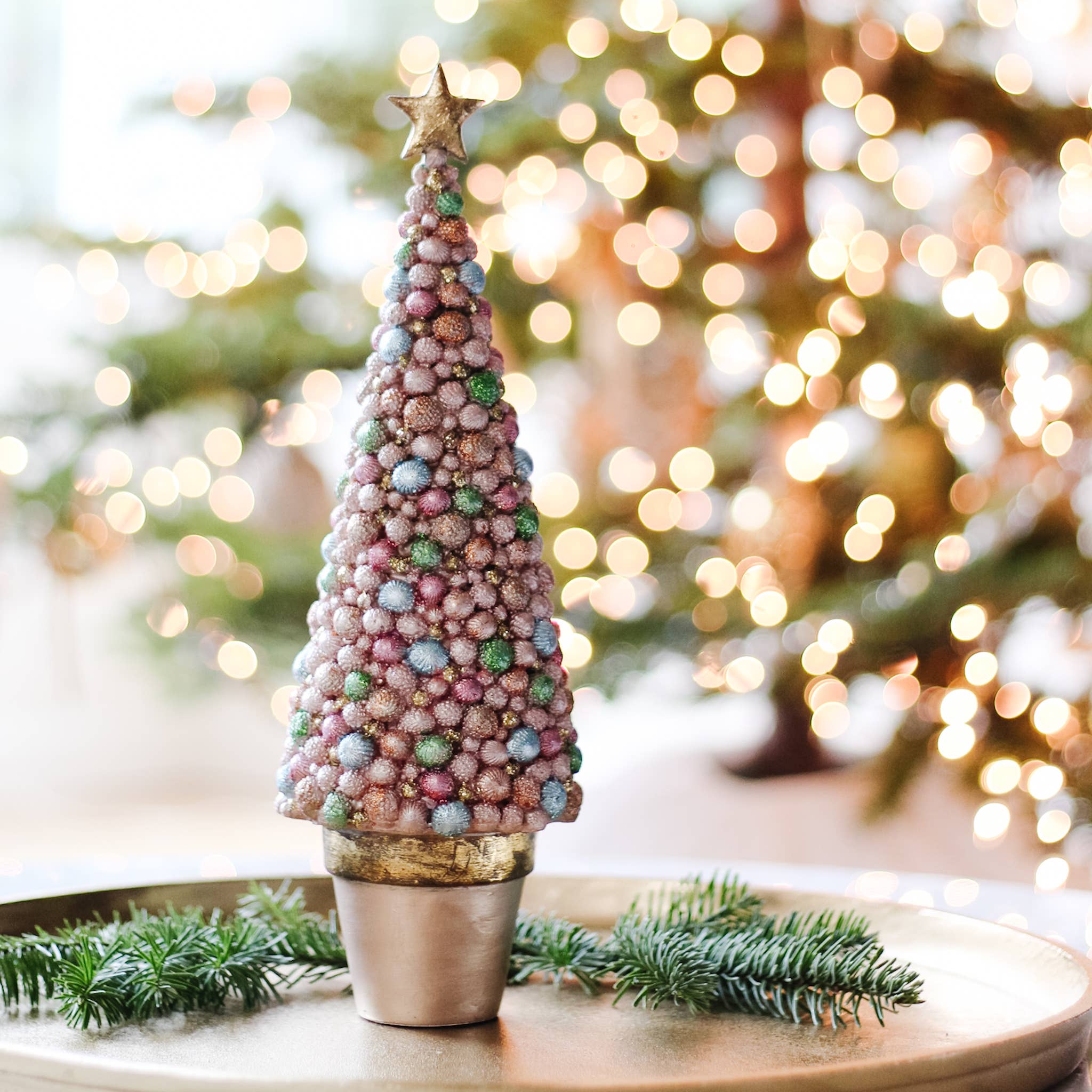 Dekorasyon Gifts  Decor - Vente Décoration de Noël - Arbre à cône Bolsie (arc-en-ciel rose)1