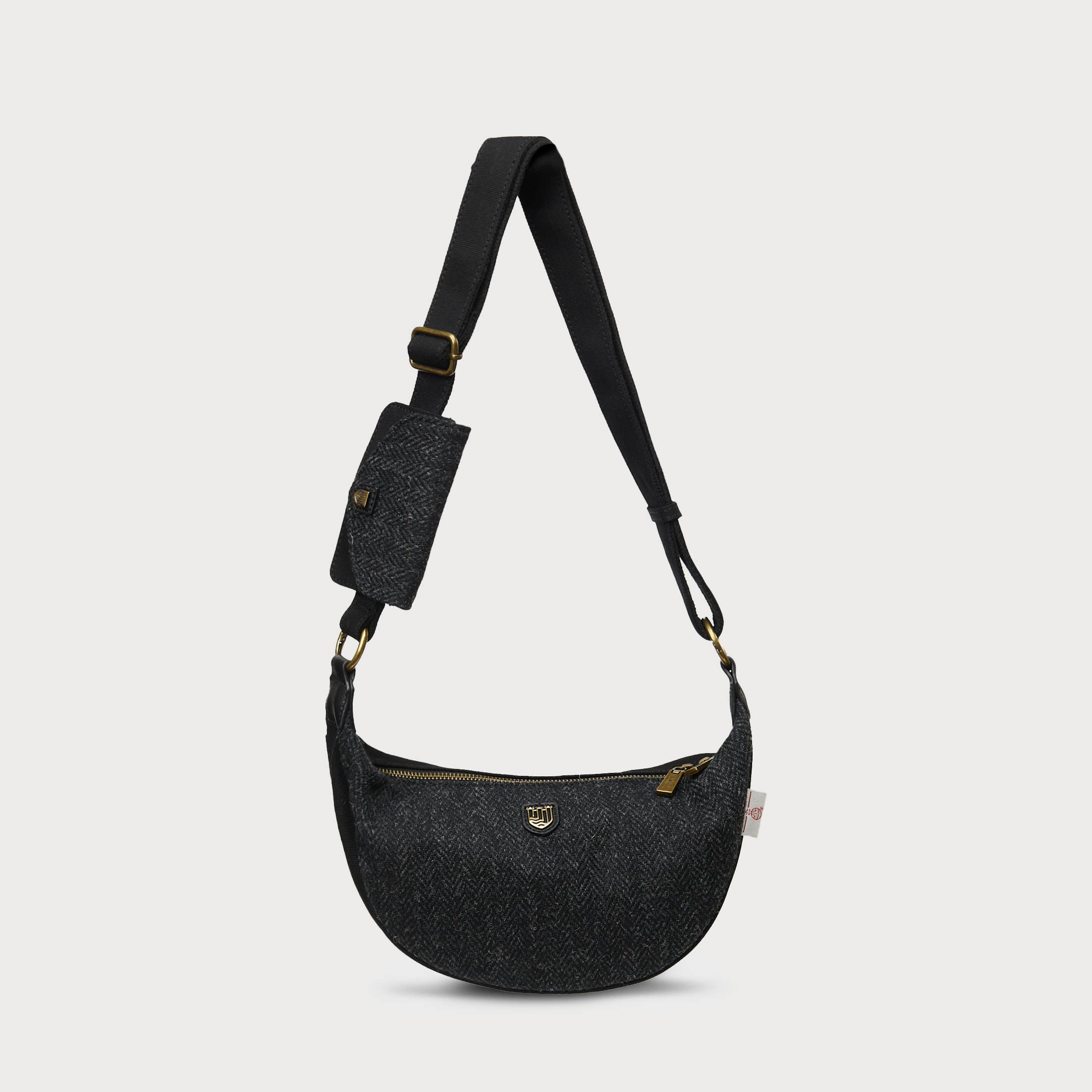 Islander - Wholesale Crossbody Bag - Women's - The Luna Bag9