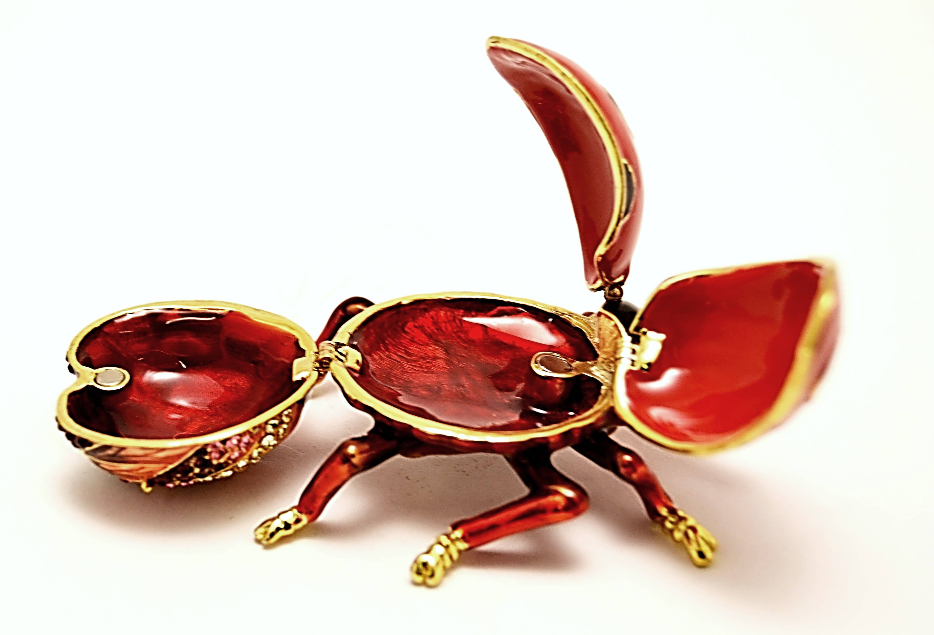 Ciel Collectables - Vendita all'ingrosso Portagioie/organizer per gioielli - Scatola portagioie a forma di coccinella. Smalto rosso dipinto a mano con Swarovski6