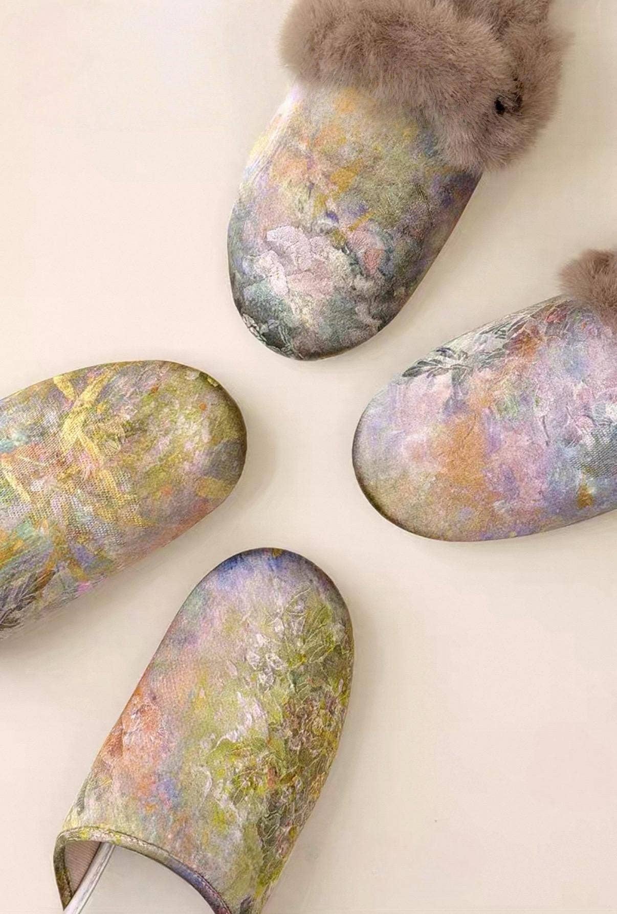 Lian Collection – wholesale Slippers – Women's – Silk Winter Slippers – Faux Fur‑Lined Silk Mules, Impressionist Art Print, Indoor Gift Slippers1