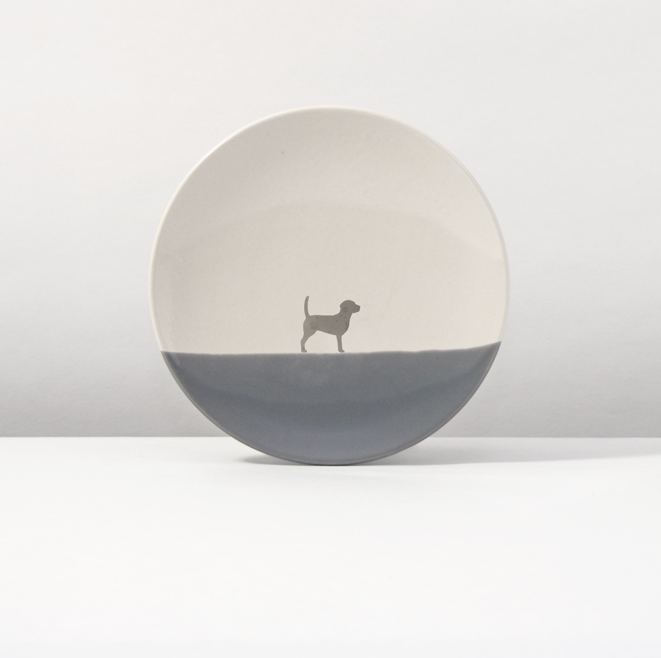 ALMA & GUSTL – Großhandel Essteller – Teller 20 Beagle Dusty0