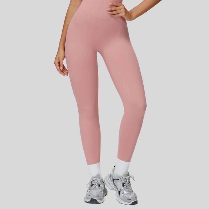 WONDERXFANS - Wholesale Athletic/Lounge Leggings - Women's - High-waisted V-neck leggings at the back7