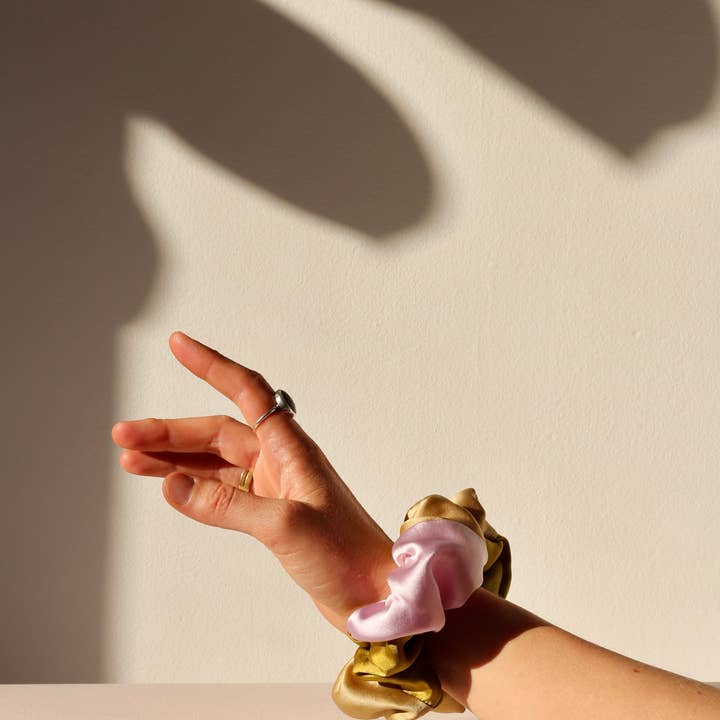 Marram - Wholesale Scrunchie - Women's - Scrunchie - Naturally Dyed - Patchwork Silk7