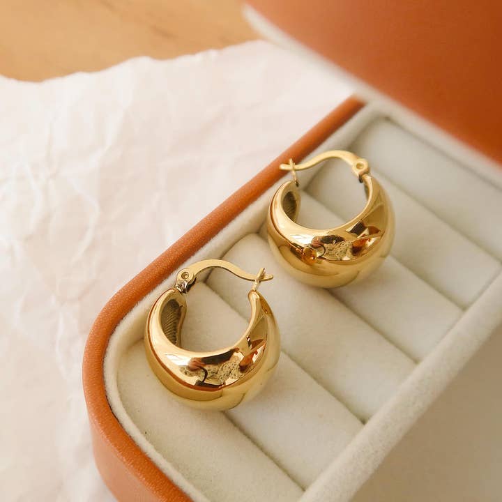 Amélie 18K Gold Non-Tarnish Classic Round Huggie Earring for wholesale on Faire0