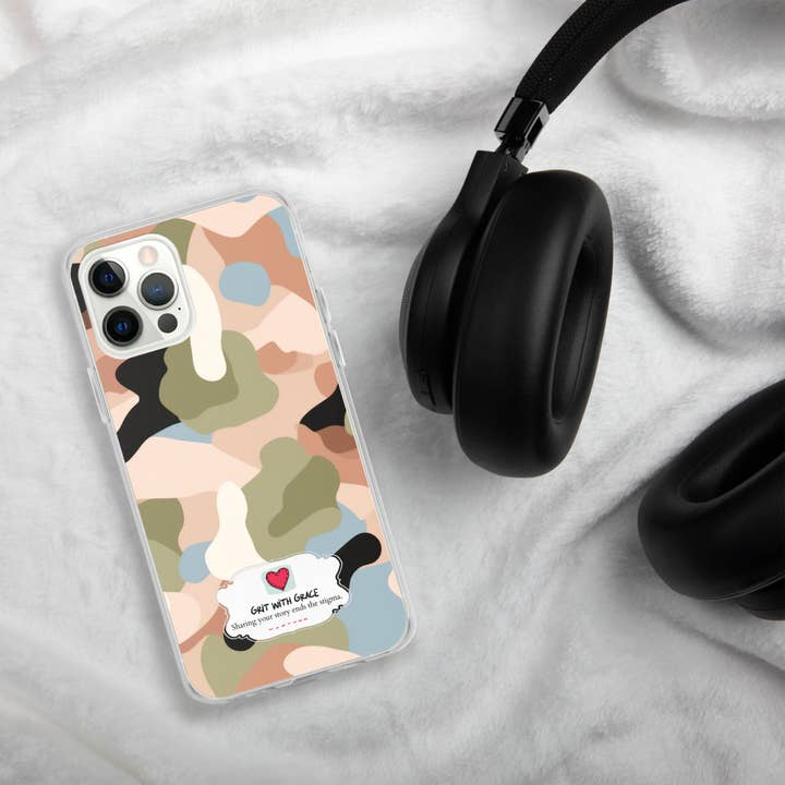 Coque iPhone Camouflage Passionné d'Armée pour la vente par Grit with Grace, LLC