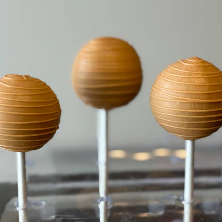 LSJ Creations - Wholesale Cake - Pumpkin Spice Cake Pops1