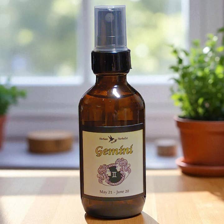 Spray du Zodiaque Gémeaux – Menthe poivrée, Fenouil & Benjoin (60 ml) pour la vente par Herban Herbalist, llc