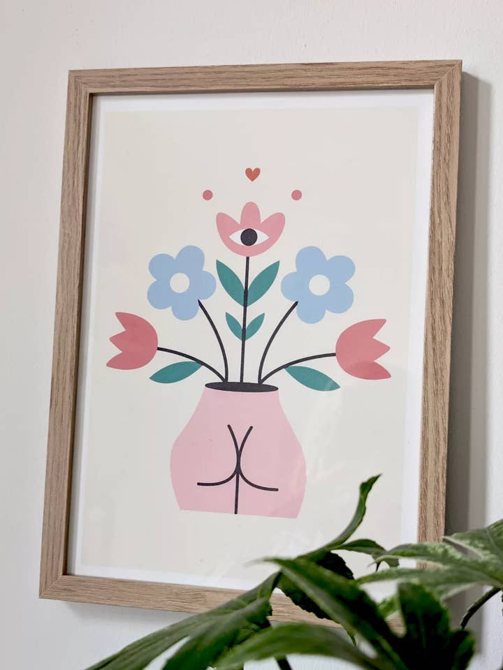 Blomsteragtige balder Vaseplakat for engroshandel hos Tampala Studio