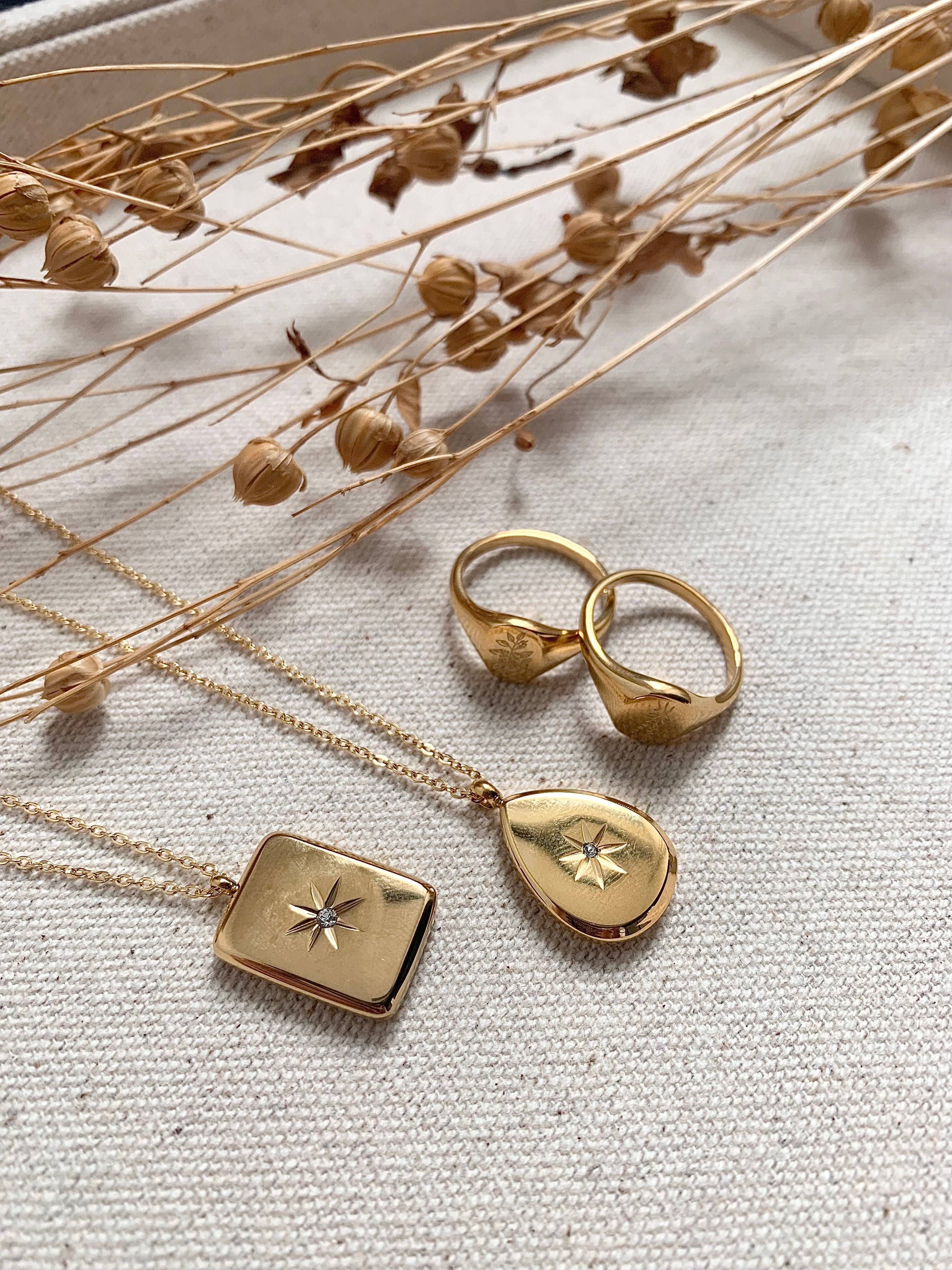 Little Nell Jewellery - Vente Colliers à pendentif - Pendentif Embossé Étoile Solide Quotidien4