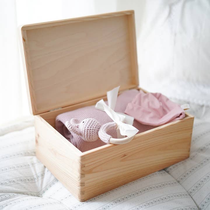 Presentset Baby - dammig rosa för wholesale av MAYLILY