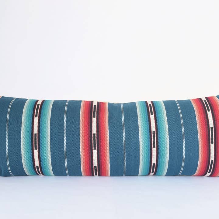 Naturlig lærred lændepude | Blå stribe for engroshandel hos Good Company Wares