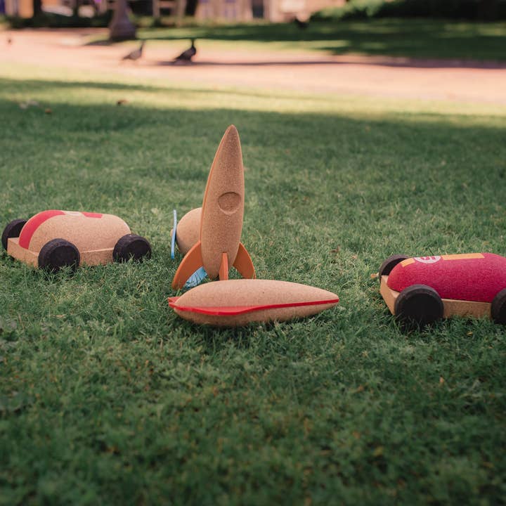 ELOU by Valoris – Brinquedo de madeira - Crianças por atacado – Foguete de cortiça2