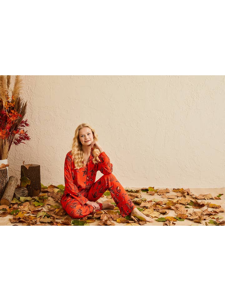 ENNA MODA – wholesale Sleepwear set – Women's – CORAL RED FLORAL DESIGN FRONT BUTTONED LONG PYJAMA SET6