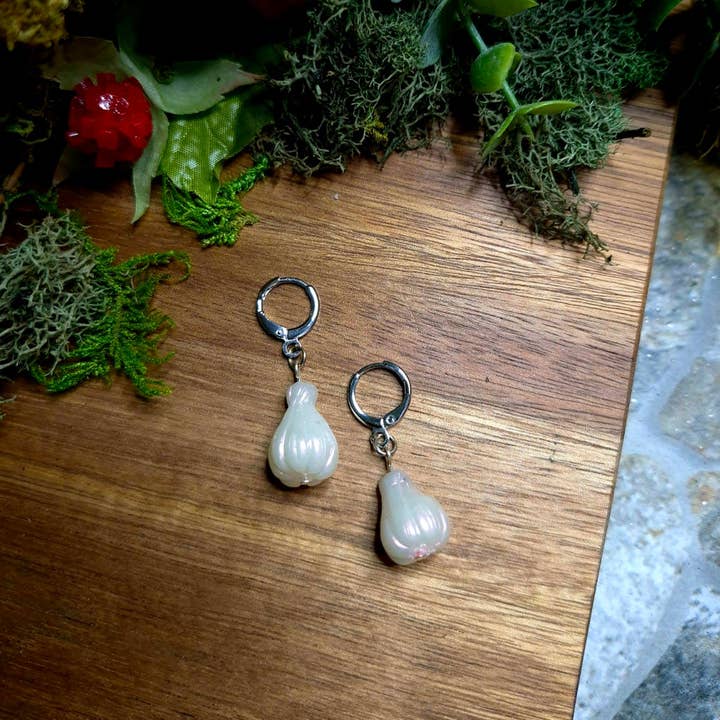 Kraft Kraken - Wholesale Dangle earrings - Garlic Lovers Charm Earrings0