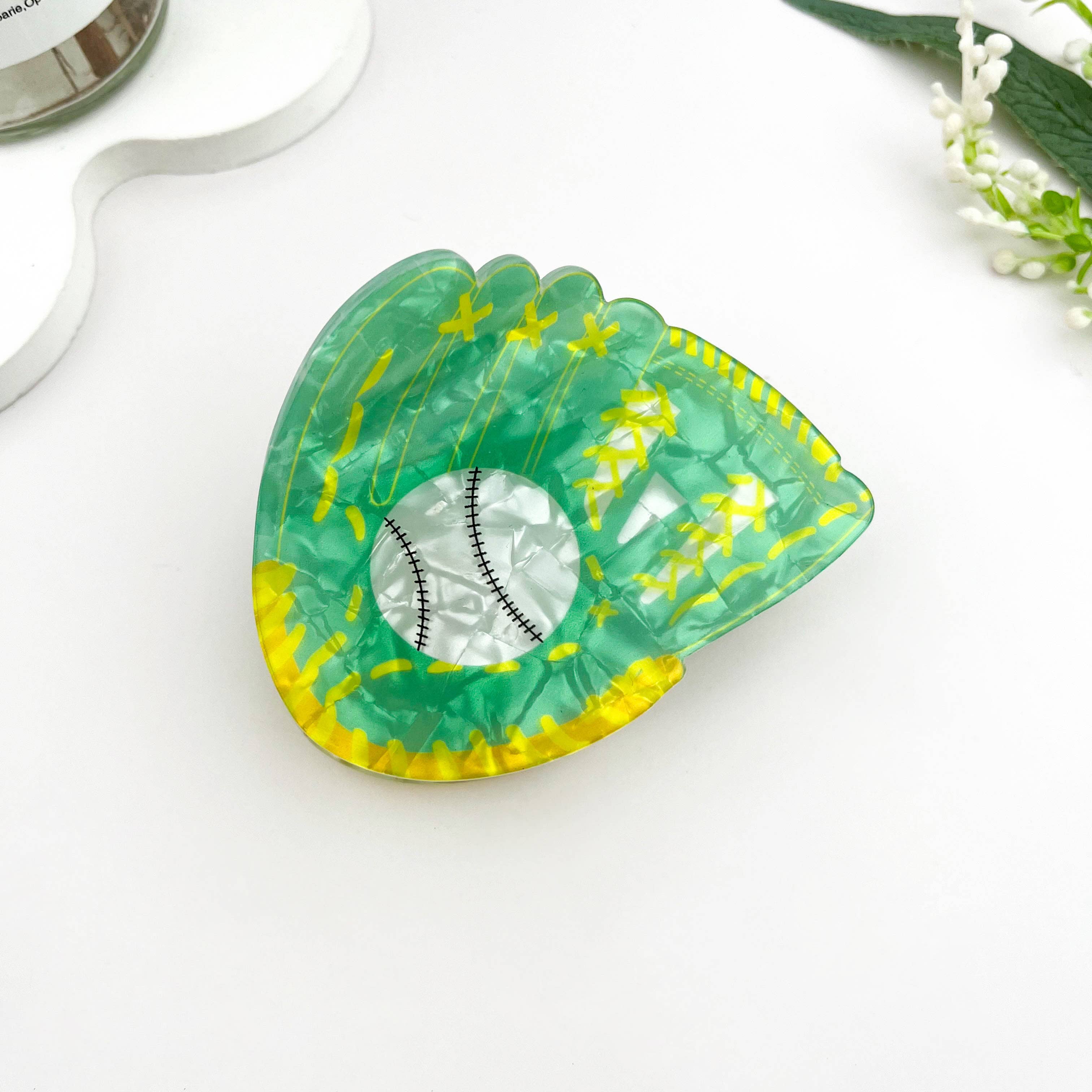 mildstyles - Wholesale Hair Clip - Women's - ⚾ Baseball Glove Print Claw Clip – Sporty & Fun Hair Clip8