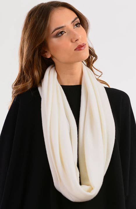 Altex cashmere – wholesale Halsduk - Dam – Rund halsduk i ren kashmir