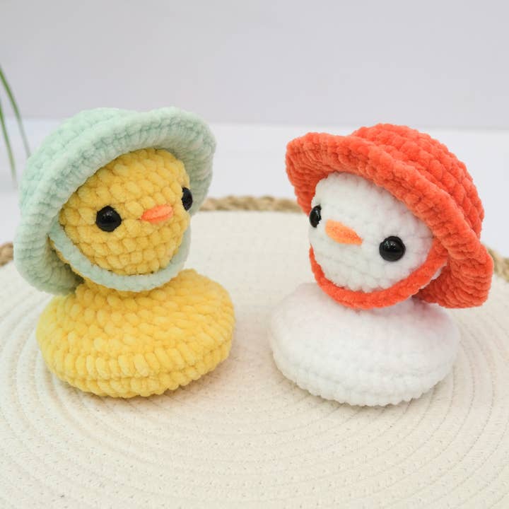 Anh2 LTD – wholesale Keychain – Women's – Crochet Mallard, Pekin, Duckling, Crochet Amigurumi Plushie2