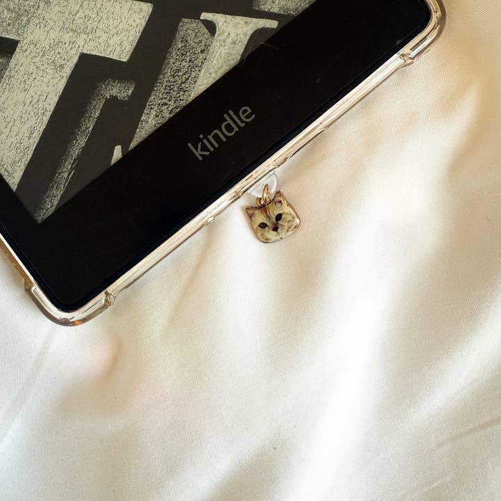 Violet Moon Studio - Wholesale Individual charm/pendant - Cat Dust Plug Charms3