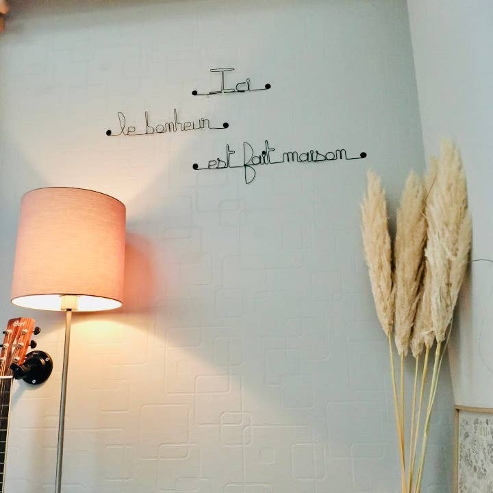 Bijoux de Mur - Wholesale Wall Accent - Metal Wall Decoration “Here happiness is homemade”3