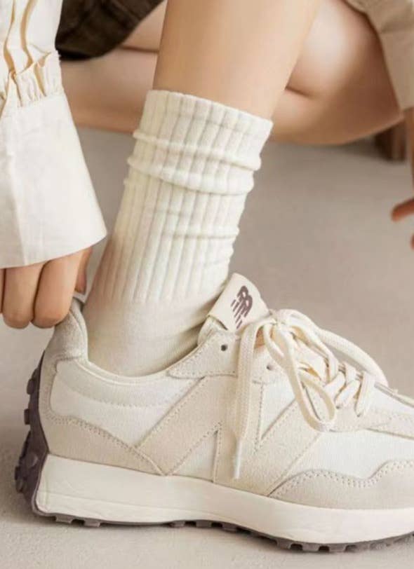 Sweetkama - Vendita all'ingrosso Calzini - Donna - Calzini da donna a coste a tinta unita sopra la caviglia SKASC41807