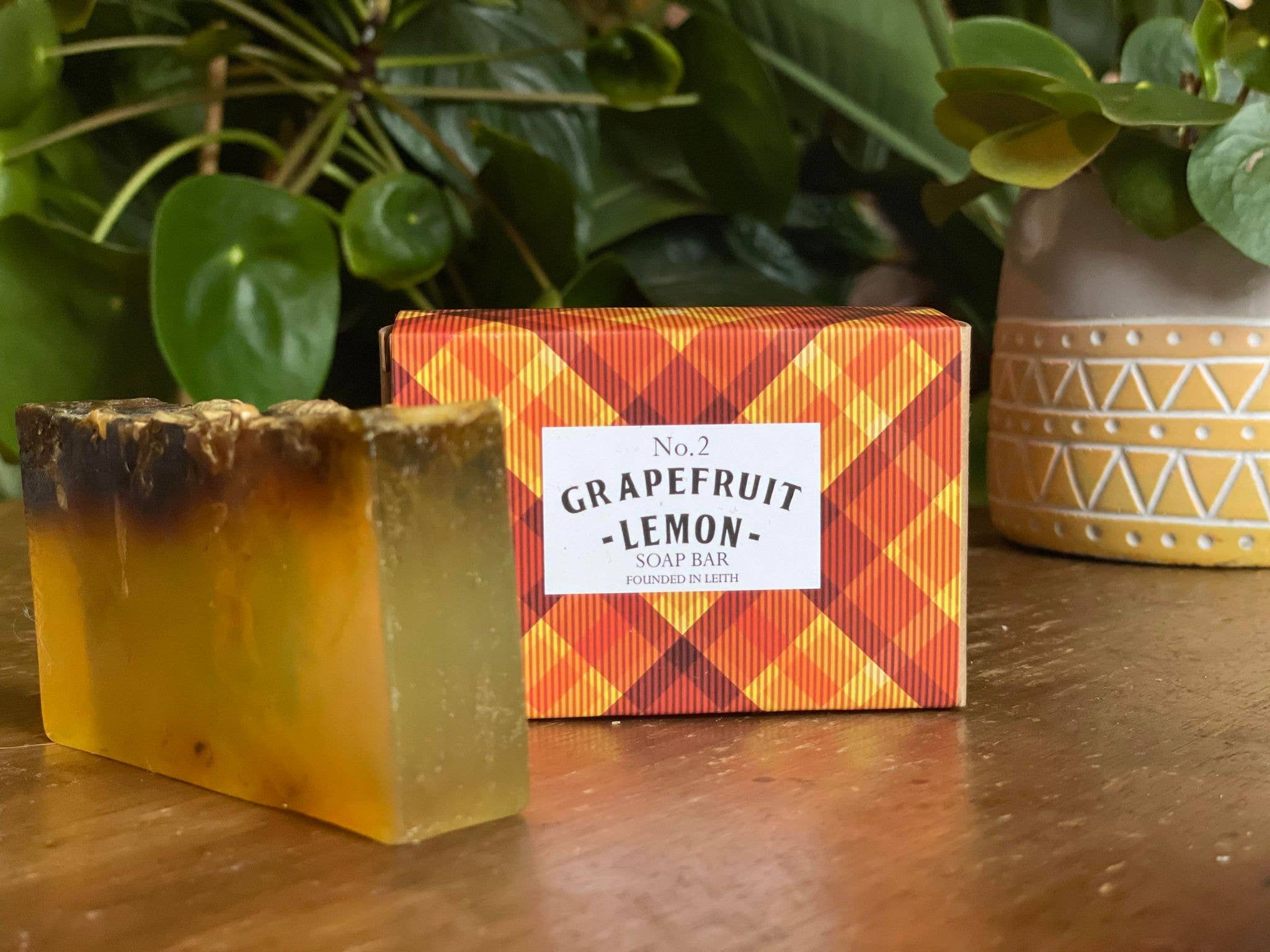 The Edinburgh Bow Tie Co. - Wholesale Bar Soap - Tartan Soap Bar - Grapefruit & Lemon