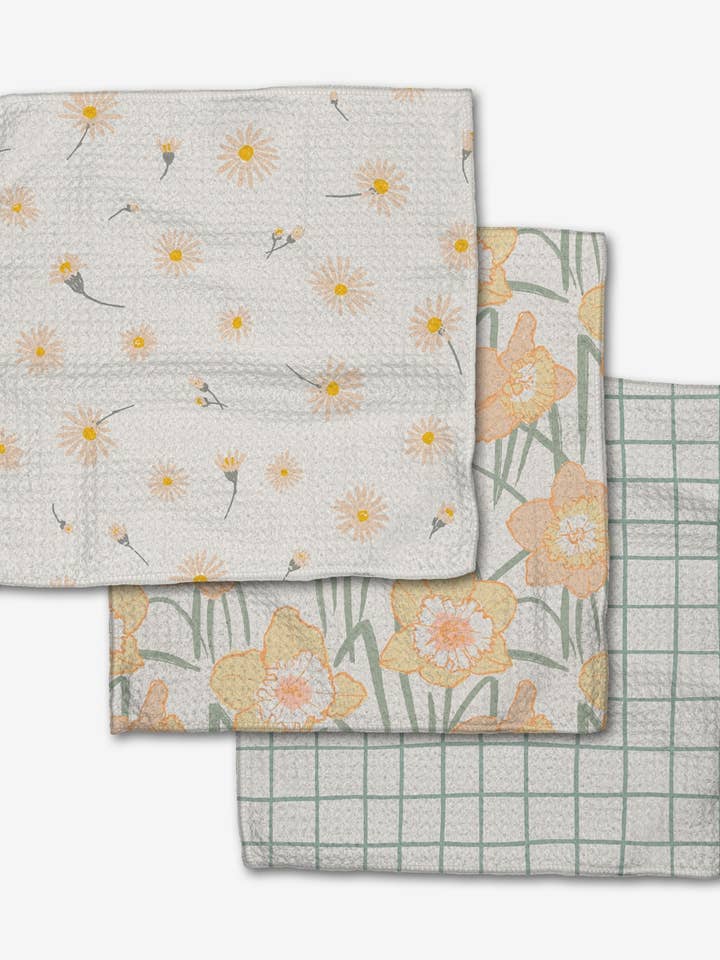 Daisy Dust Dishcloth Set for wholesale by Geometry
