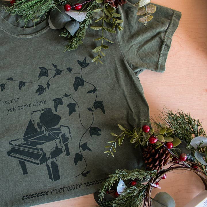 Dear Reader Designs - Wholesale Screen Printed T-Shirt - Women's - Evermore Vintage Tee0