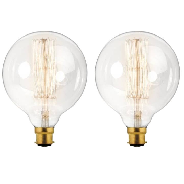 Ledsone – wholesale Light bulb/puck – 2 Pack E27,B22,E14 LED Edison Dimmable Vintage Amber Glass Warm white 2700K Light Bulbs~40863