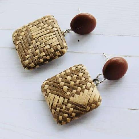 Eleanor | Orecchini geometrici quadrati per la vendita all'ingrosso da parte di OkayMujer