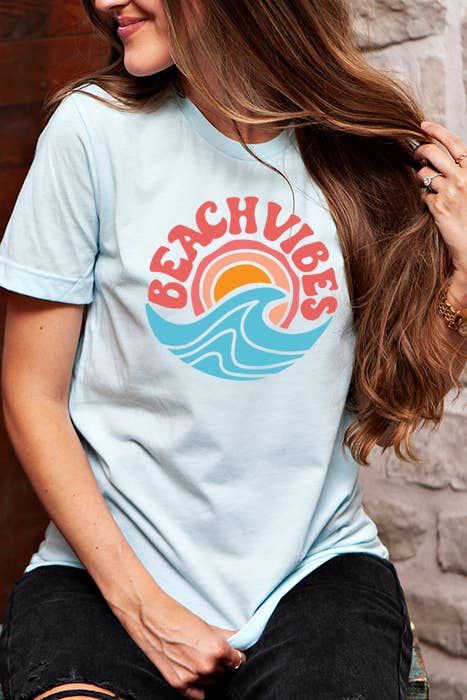 Wildberry Waves - Venta al por mayor Camiseta serigrafiada - Mujer - Playa Vibes Tee0