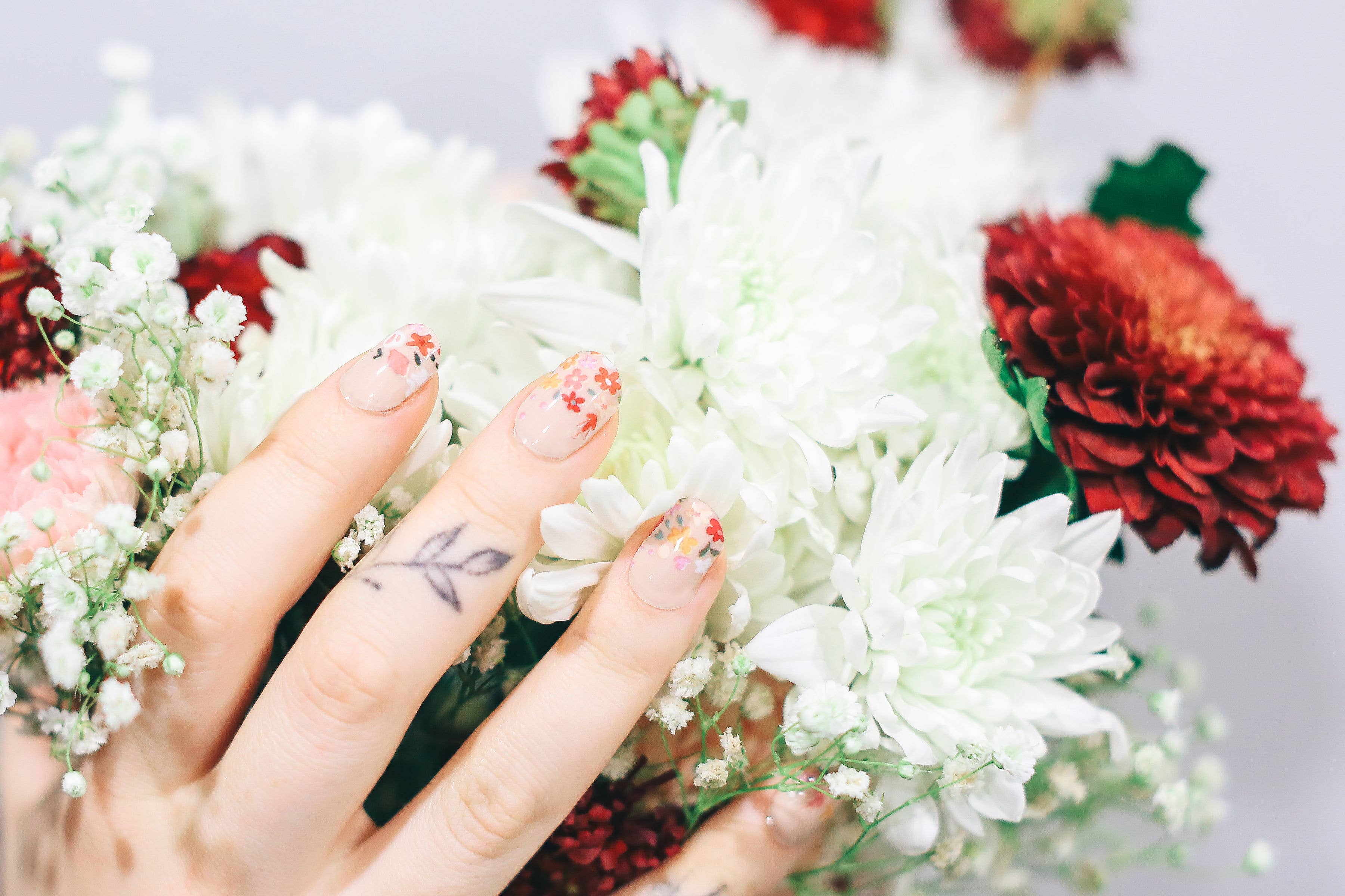 Modgloss - Wholesale Nail Art/Decal - Translucent "French Wildflower Bouquet” Floral Nail Wrap Kit3