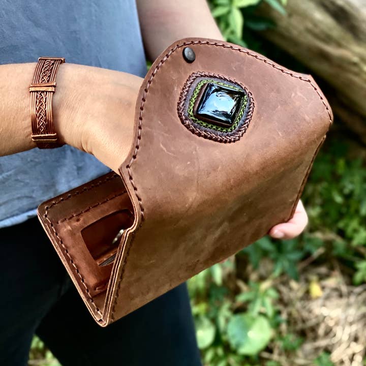 Nembe - Wholesale Wallet – Women's - The 'Luis Leather Wallet' Tan with Obsidian0