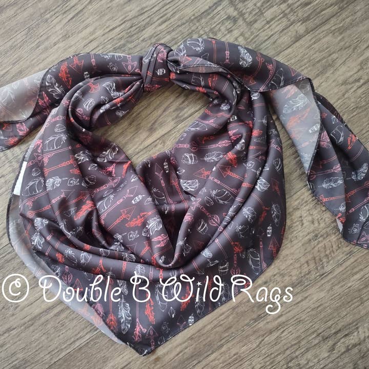 Wilder Schal Schwarz Rote Pfeile und Federn Cowboy Western Halstuch Bandanna von Double B Wild Rags für den Großhandel von Double B Wild Rags