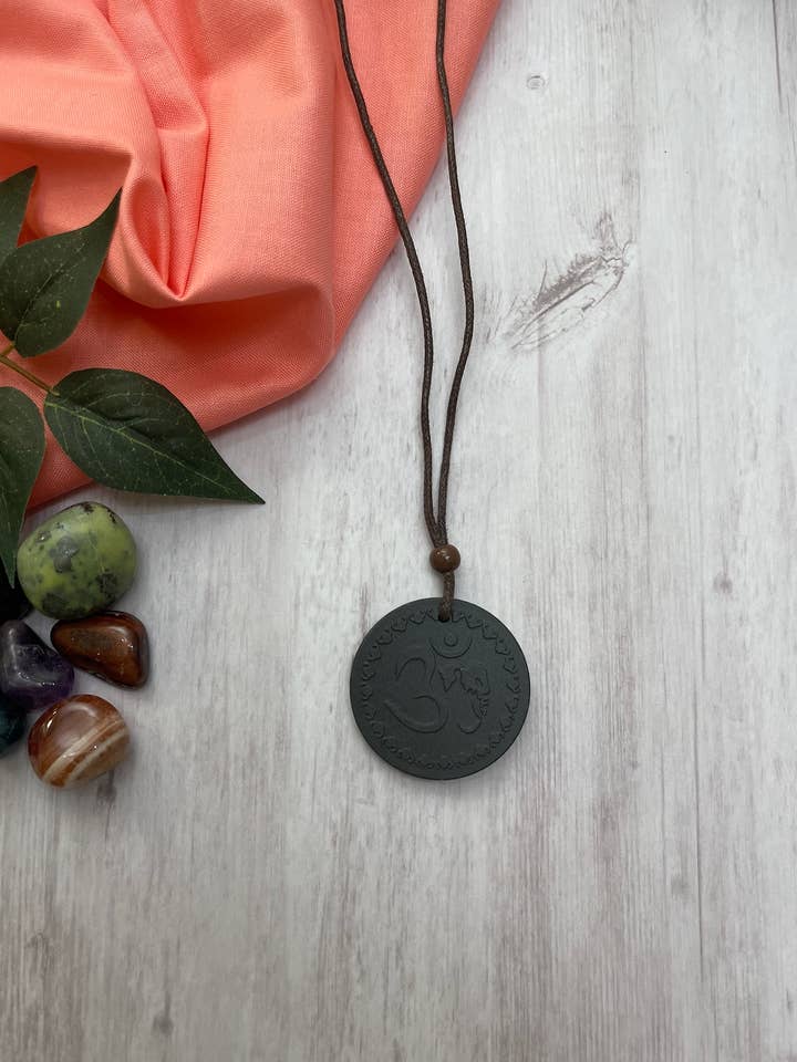 Quantum Pendant Reiki Design for wholesale by HH Wholesalers