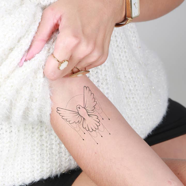 Ultra realistic temporary tattoo, new technology, duration of 1-2 weeks for wholesale by The Flash Tattoo