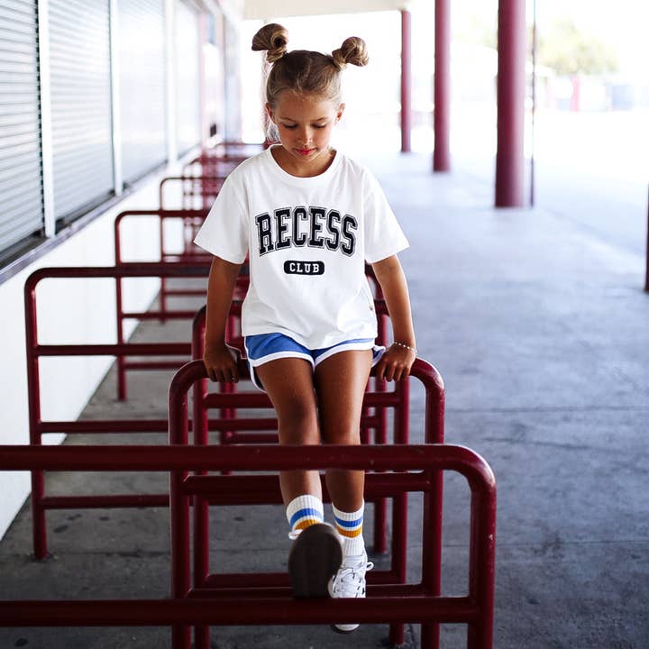 RECESS CLUB | Barn T-shirt för wholesale av Minimalist Folk Co.