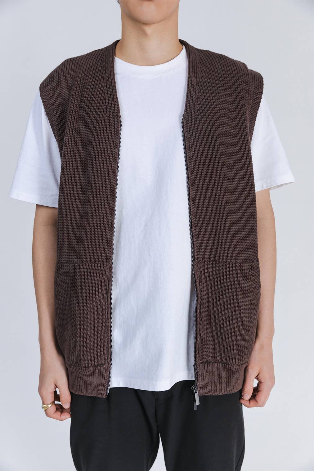 Common Market - Wholesale Outerwear Vest - Men's - The Henry Vest2