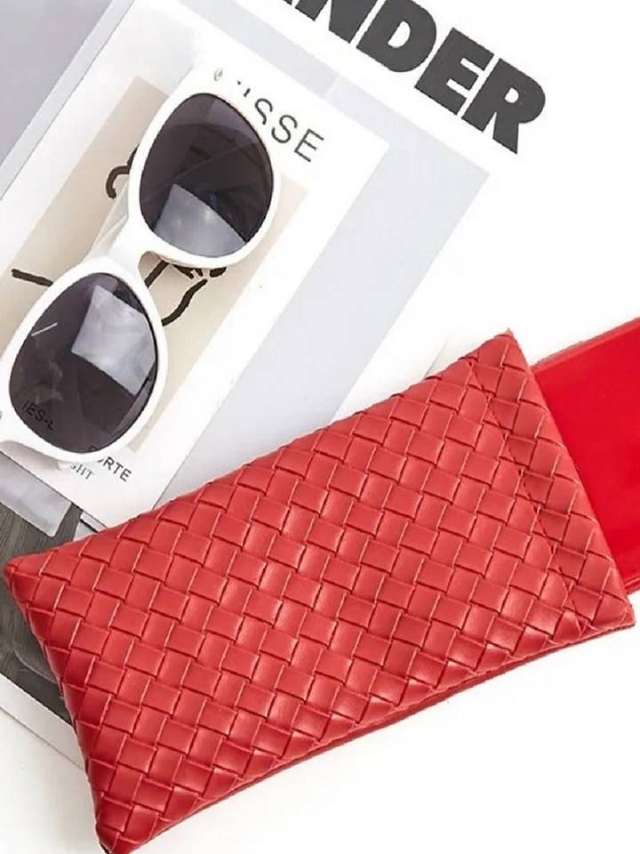 ....SI-26506 Squeeze Multi Purpose Storage Pouch Wallet for wholesale by 42POPS