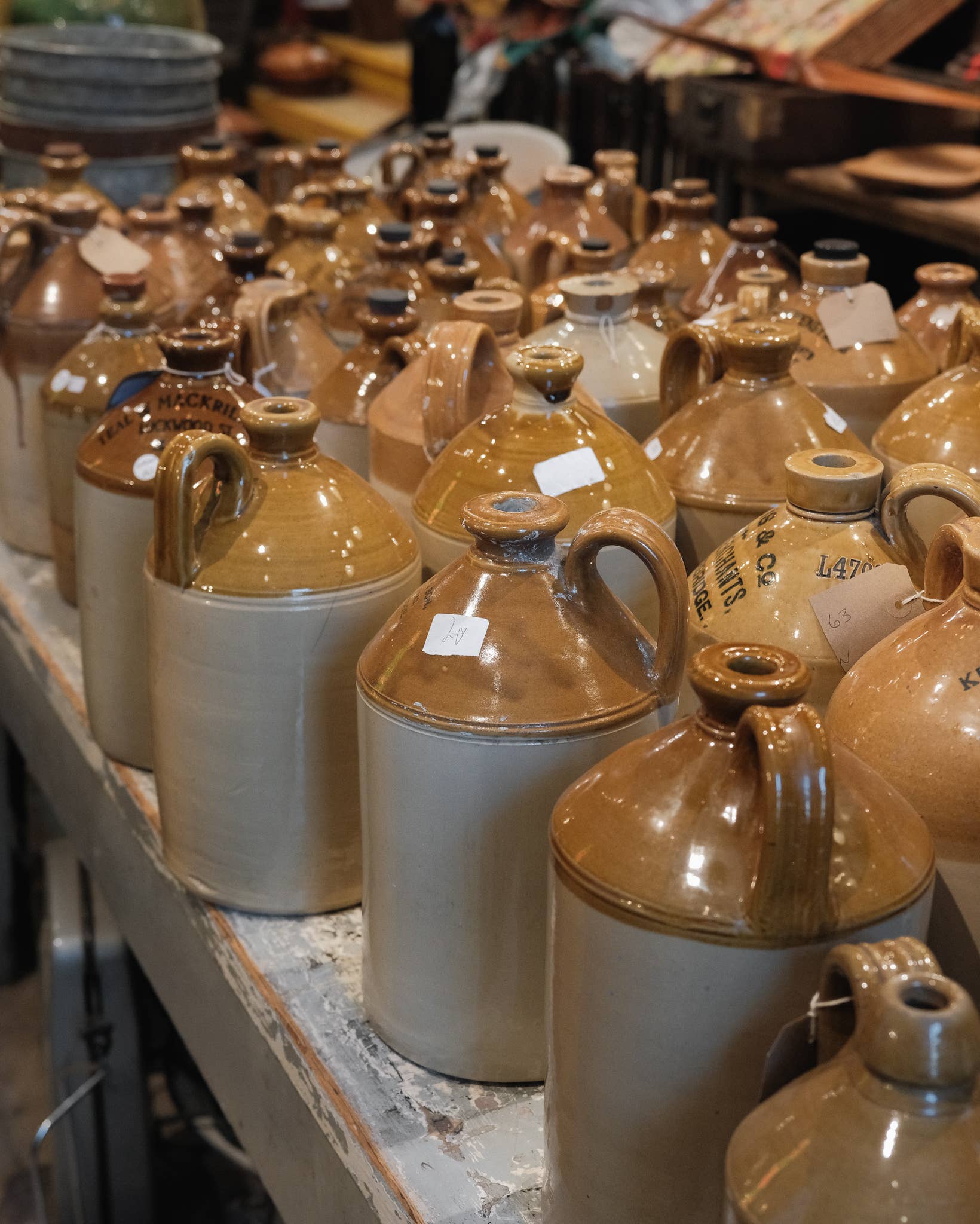 Golden Oldies Antiques - Wholesale Kan - Rustieke aardewerken kruiken uit Engeland - Boerderij botanische decoratie1