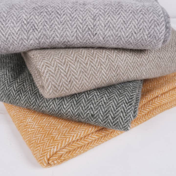 100% Wool Blanket - Herringbone yellow throw for wholesale by NorraVilla