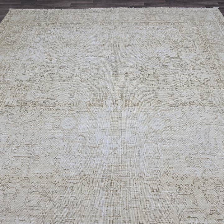 MesopotamiaRugs - Wholesale Area rug - Oversized Neutral Turkish Rug 9x12: Vintage Cream Beige Wool Area Rug4