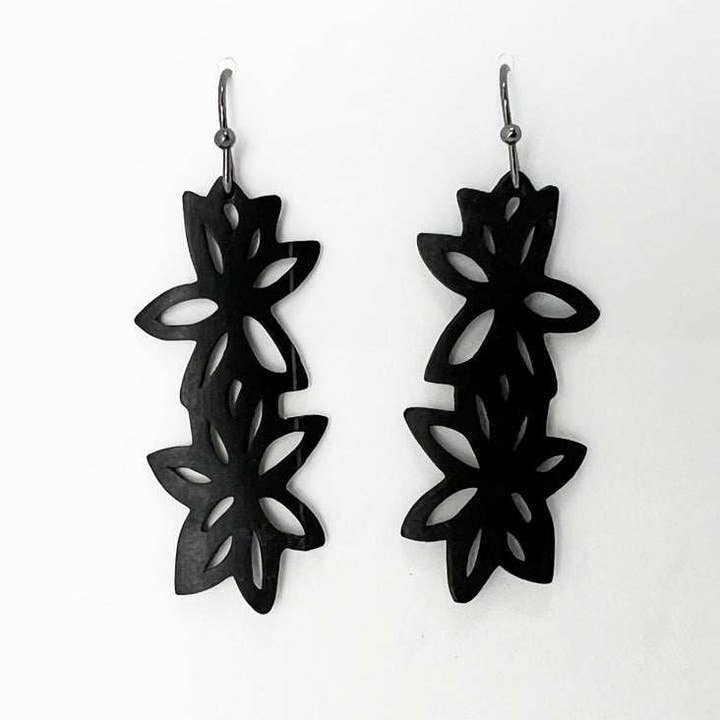 Boucles d'oreilles en chambre à air de vélo Wildflower pour la vente par Kaden & Kai