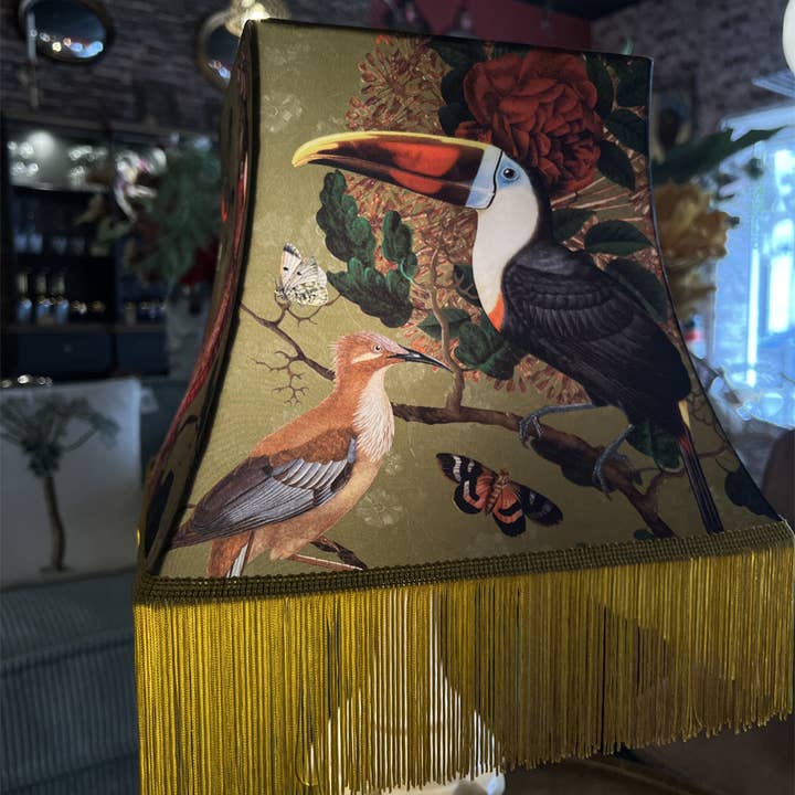 Voglio Bene - Wholesale Lamp Shade - PAGODA LAMPSHADE WITH RIO FRINGE