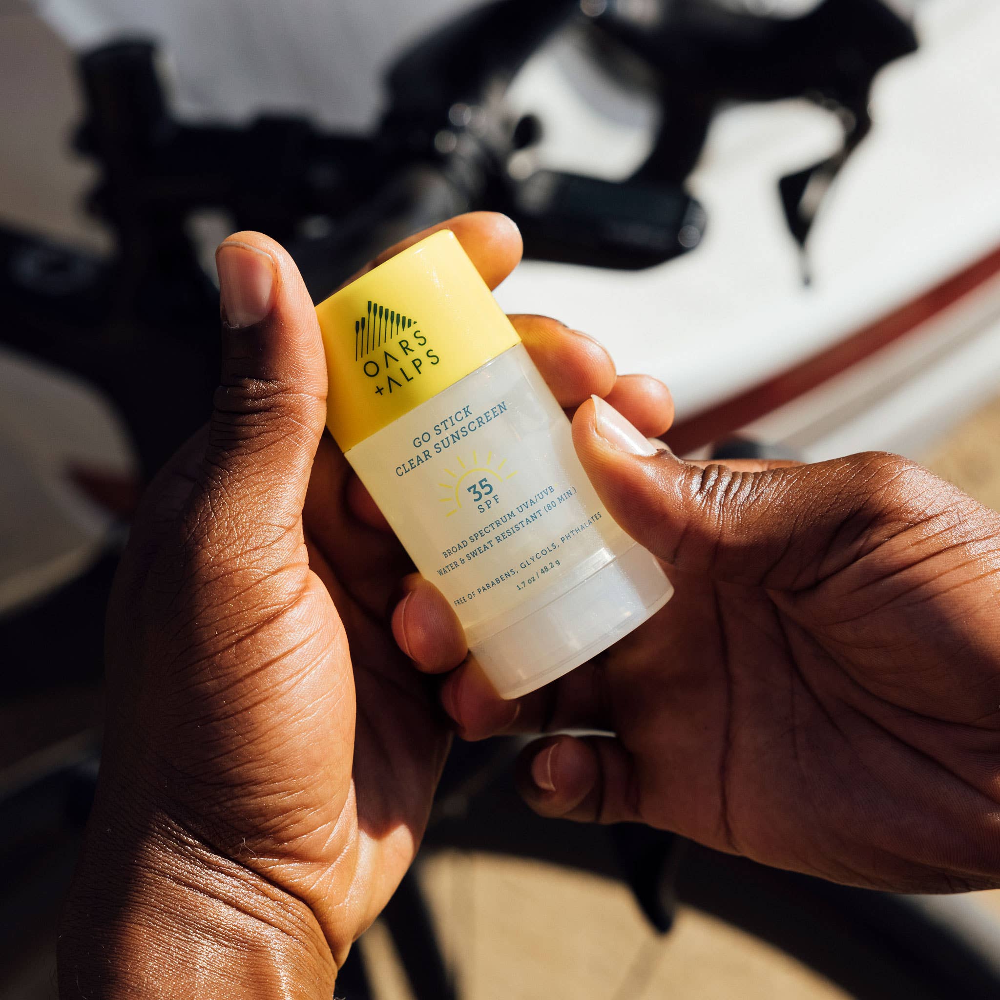 Oars + Alps - Wholesale Sunscreen - Men's - Go Stick Clear SPF 35 Face Men's Sunscreen Stick, Vitamin E7