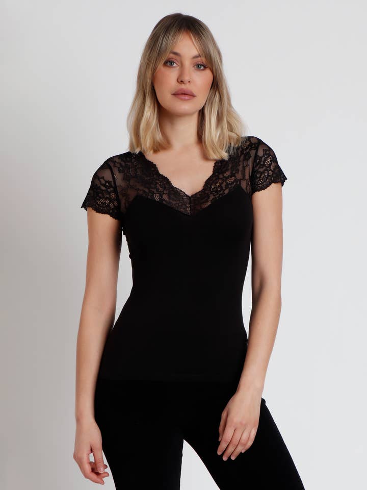 ADMAS - Wholesale T-Shirt - Men's - Lace Short Sleeves Tshirt0