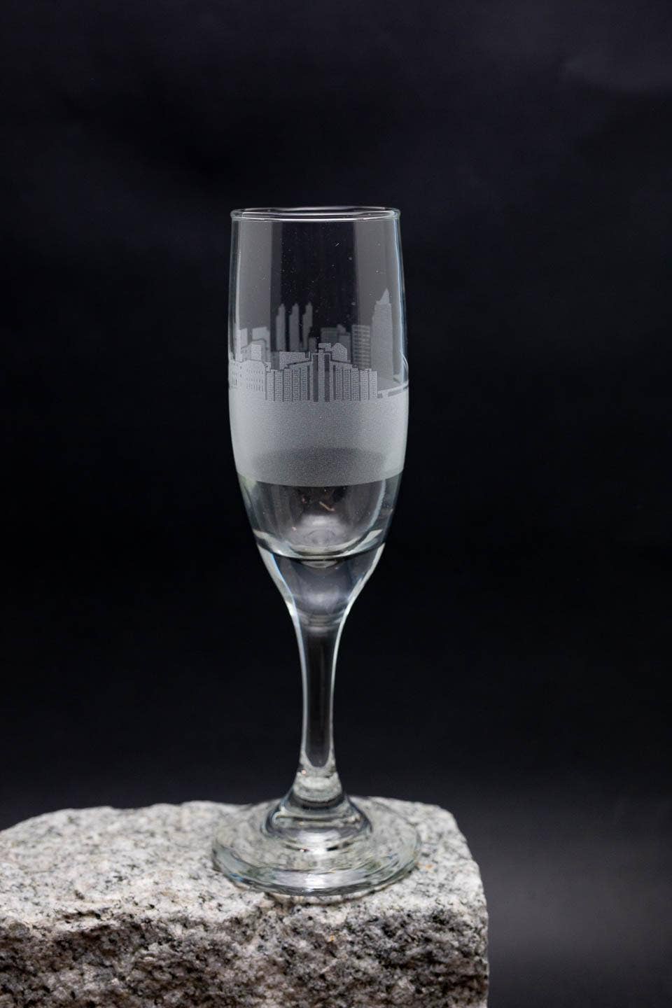 Urban & Etched – wholesale Champagne flute – Buenos Aires, Argentina, Skyline Champagne Flute Barware5